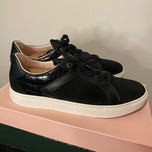 black + white modern sneaker; kate spade! size 8.5 • modern, casual shoe